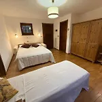 Апартаменты Cozy Mountain Near Courmayeur - *